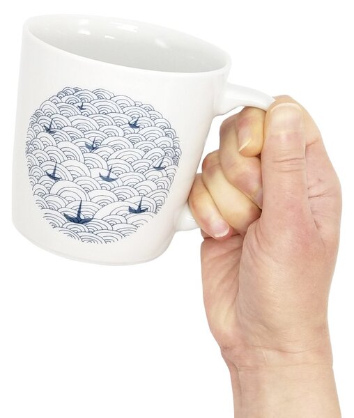 Porcelánový hrnek Ateliér Dorda Loďky na vlnách, modro-bílý, autorský design, 500 ml