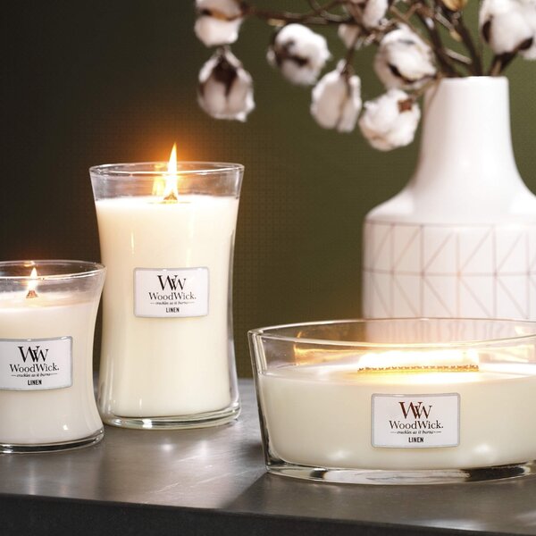 WoodWick Střední vonná svíčka Woodwick, Linen