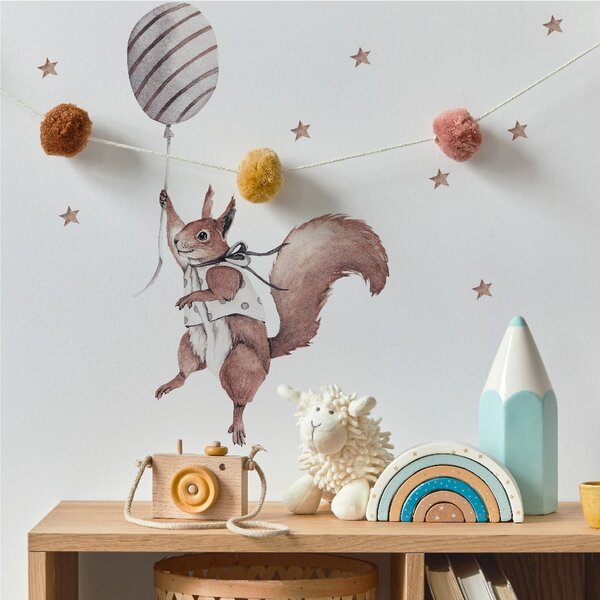 Dětská nálepka na zeď Party animals - veverka s balonem
