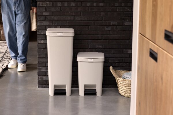 Brabantia StepUp odpadkové koše 25 l černá-šedá 800269