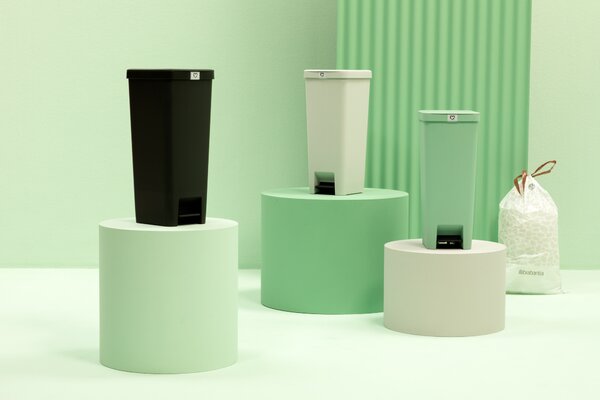 Brabantia StepUp odpadkové koše 25 l černá-šedá 800269
