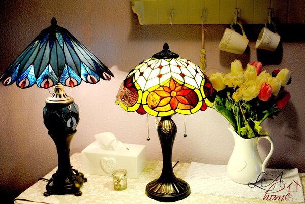 Stolní lampa Tiffany Peacock - Ø 40*68 cm - Clayre & Eef