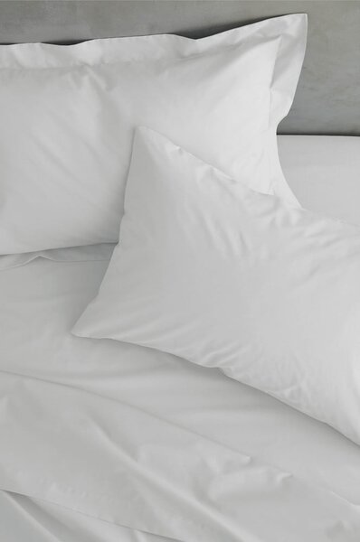 Bílý perkálový potah na rám postele 90x190 cm Easy Iron Percale – Catherine Lansfield
