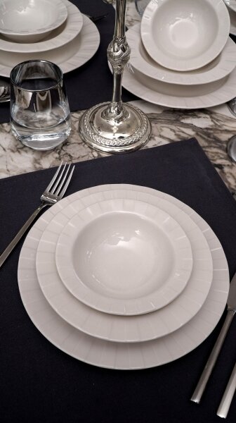 Jídelní sada 18 ks bílá/porcelán