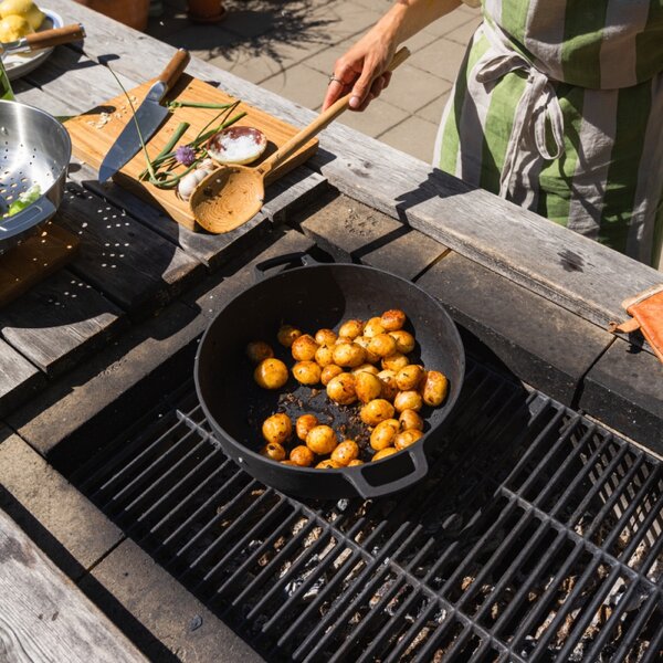 Fiskars Grilovací litinový hrnec Norden Chef