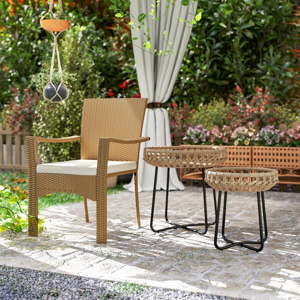 Outsunny 2dílná Sada Bočních Stolů Polyrattan Ø60/41 cm kulatý zahradní stůl s X nohami a nastavitelnými podložkami pro venkovní balkonový stůl, kavár