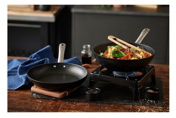 Wok hliníková pánev s nepřilnavým povrchem ø 28 cm – Holm