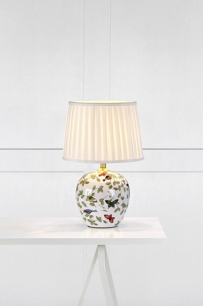 Bílá stolní lampa s textilním stínidlem (výška 48 cm) Mansion – Markslöjd