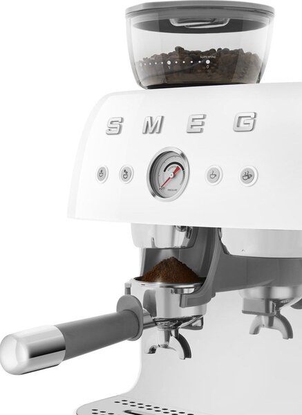 Smeg EGF03CREU Pákový espresso kávovar 50's Style krémový