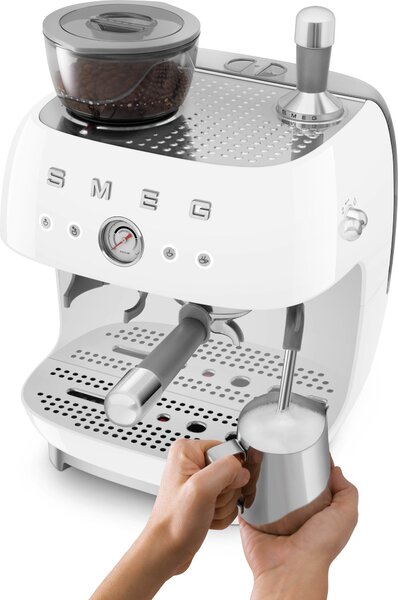 Smeg EGF03CREU Pákový espresso kávovar 50's Style krémový