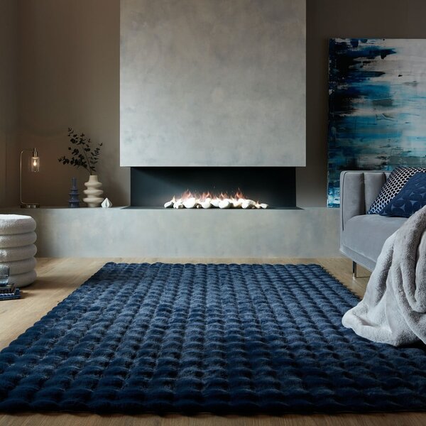 Tmavě modrá syntetická kožešina 80x150 cm Waffle Faux Fur – Flair Rugs