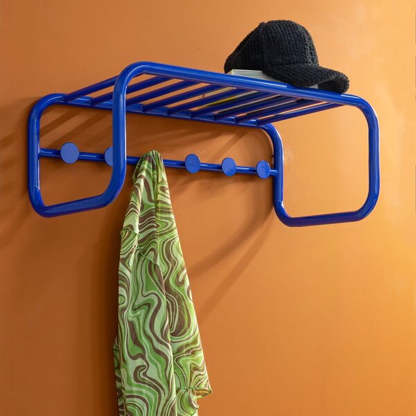 Modrý kovový nástěnný věšák s poličkou 72 cm Retro – Spinder Design