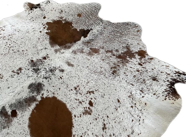 Koberec kusový hovězí kůže 3,8 m2, tricolor sůl a pepř 25