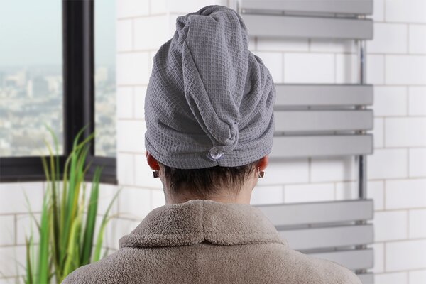 Rychleschnoucí turban na vlasy NERA tmavě šedý