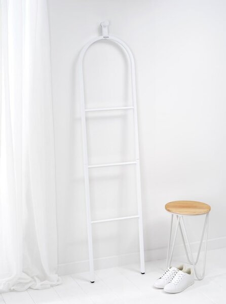 Bílý ocelový němý sluha Linn Dressboy – Brabantia