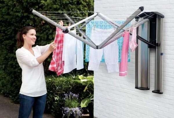 Brabantia Zahradní sušák WallFix šedý s ochranným boxem nerez