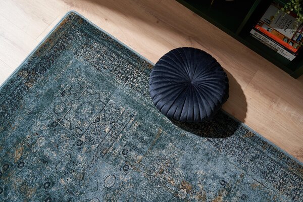 Kusový koberec vlněný Dywilan Omega Mamluk Dark Blue modrý Rozměr: 135x200 cm