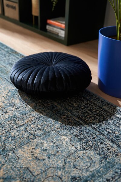 Kusový koberec vlněný Dywilan Omega Mamluk Dark Blue modrý Rozměr: 135x200 cm