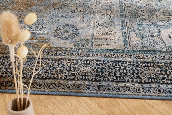 Kusový koberec vlněný Dywilan Omega Mamluk Dark Blue modrý Rozměr: 135x200 cm