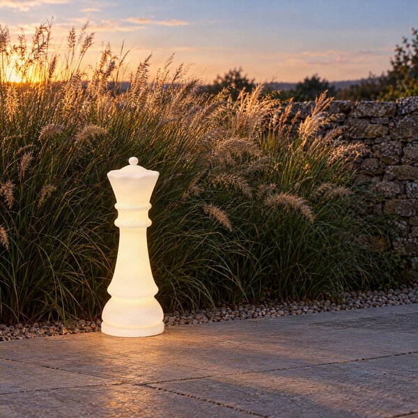 Lucande LED stojací lampa Gambi, šachová figurka dáma, IP44, stmívatelný, Bílá / opál, Plast, Design