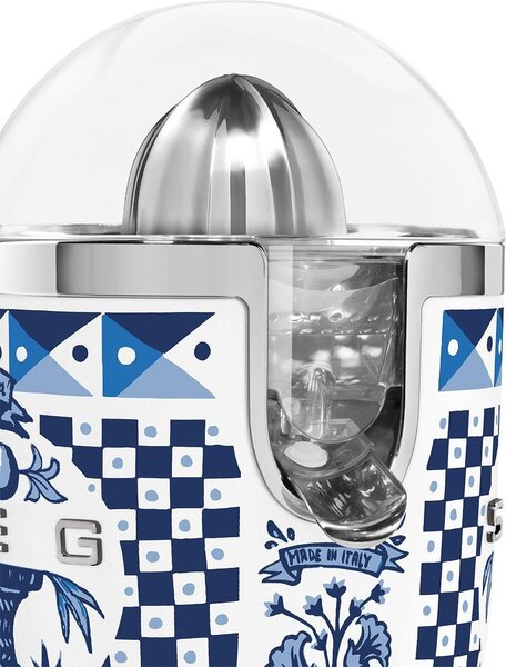 Smeg CJF01DGBEU Odšťavňovač na citrusy D&G Blu Mediterraneo