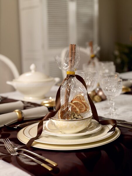 Villeroy & Boch 12-6351-9030 Sada příborů Ella Partially Gold Plated 24 dílů