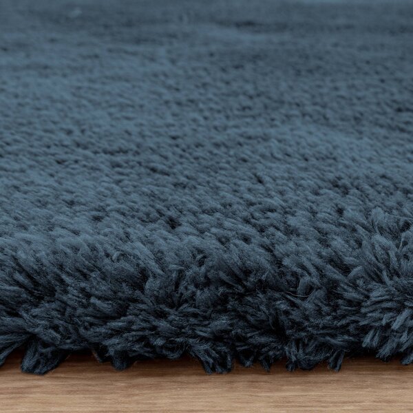 Tribeca Design Kusový koberec Massive Petrol Rozměry: 80x150 cm