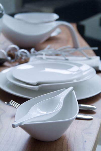 Villeroy & Boch 10-3420-2620 Jídelní talíř Flow 27 x 28 cm