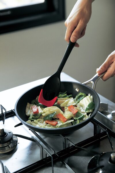 Le Creuset 93100200060008 Kuchyňská naběračka silikonová višňová