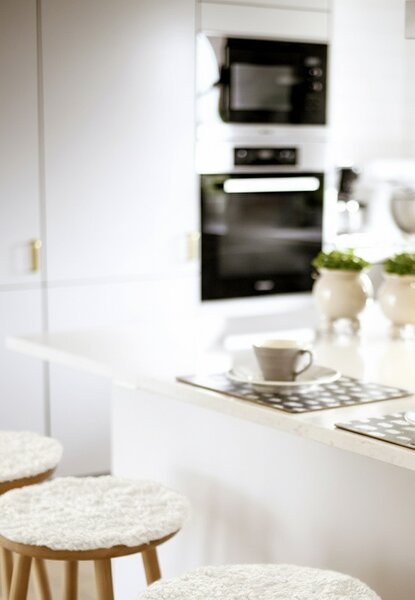 Skinnwille Home Collection Kožešina na židli Curly White, bílá, Ø34 cm