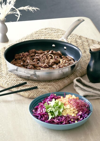 Le Creuset 96200328001000 Pánev 3-ply s rukojetí a nepřilnavým povrchem 28 cm