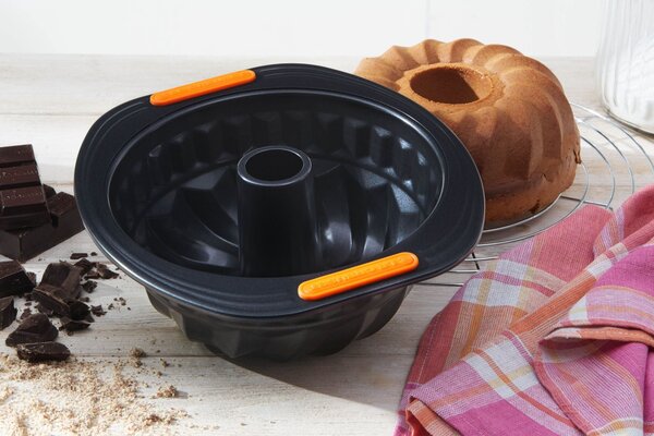 Le Creuset 46076220010000 Forma na bábovku II s nepřilnavým povrchem