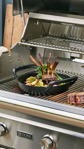 Le Creuset 20270250000005 Litinová pánev BBQ Outdoor kulatá 25 cm černá matná
