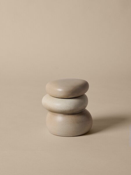 Ferm Living 1104270730 Dekorativní nádoba Pebble 8 cm písková