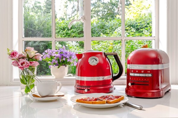 Rychlovarná konvice KitchenAid 5KEK1522 - mandlová