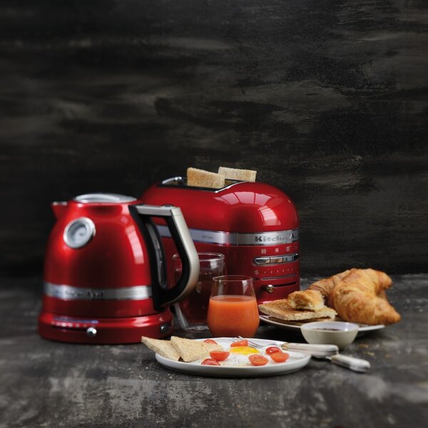 Rychlovarná konvice KitchenAid 5KEK1522 - mandlová
