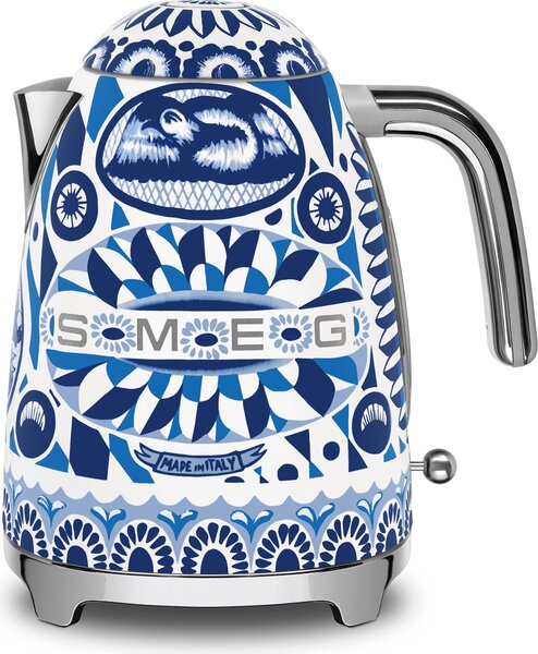 Smeg KLF03DGBEU. Rychlovarná konvice D&G Blu Mediterraneo