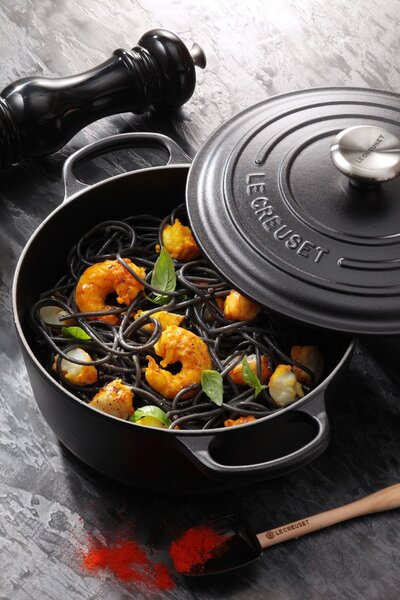 Le Creuset 21177207774430 Pekáč Signature 20 cm světle růžový