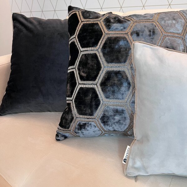 BOHOLOGY Šedý set tří povlaků na polštář Hexagon