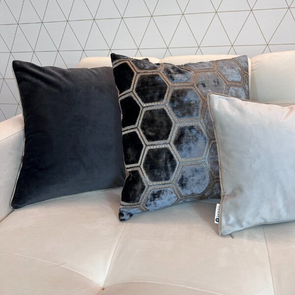 BOHOLOGY Šedý set tří povlaků na polštář Hexagon