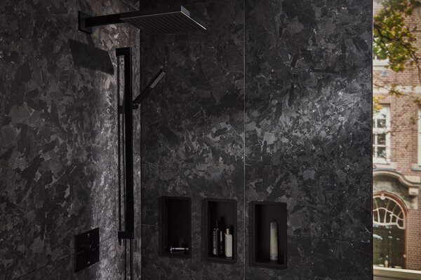Hansgrohe Sprchové rameno E 39 cm, matná černá 24337670