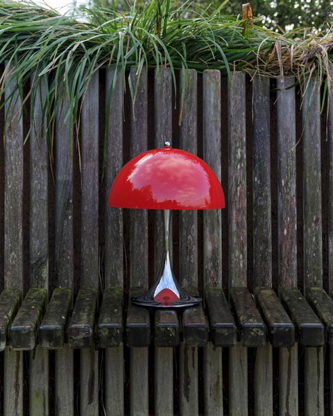 Přenosná lampa Panthella 250 V3 Opal Red / Chrome