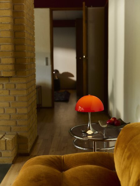 Přenosná lampa Panthella 250 V3 Opal Red / Chrome