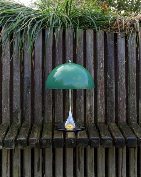 Přenosná lampa Panthella 250 V3 Opal Green / Chrome