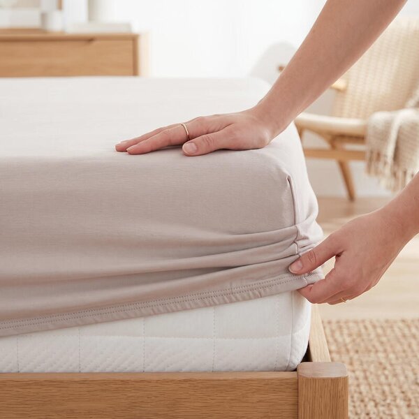 Napínací prostěradlo JERSEY ELASTIC LYCRA béžovošedá výška matrace do 30 cm 90 x 200 cm