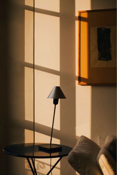 Stolní lampa Santa & Cole, Černá, Obývací pokoj, Hliník