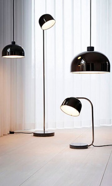 Stolní lampa Normann Copenhagen, Černá, Obývací pokoj, Kov