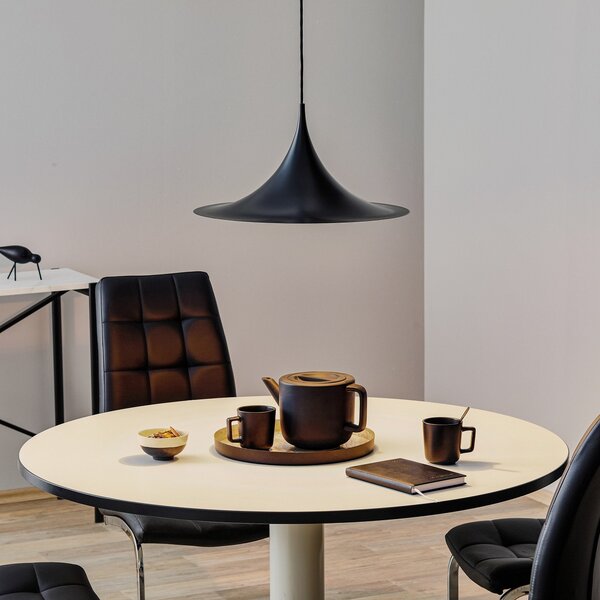 Závěsná svítidlo GUBI, Semi, stmívatelné, Černá, Obývací pokoj, Kov, Design