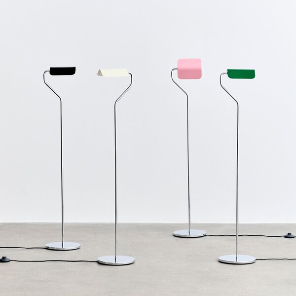 HAY Stojací lampa Apex Floor, Iron Black