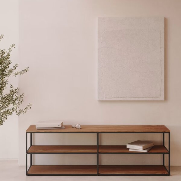 Ořechový TV stolek Kave Home Yoana 160 x 40 cm
